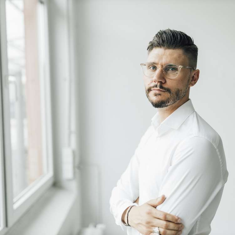 Herr Mörsfelder, Phillip